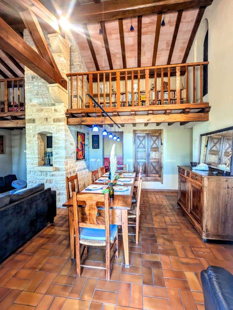 215ada85-8292-46a8-80f2-5f2380876164