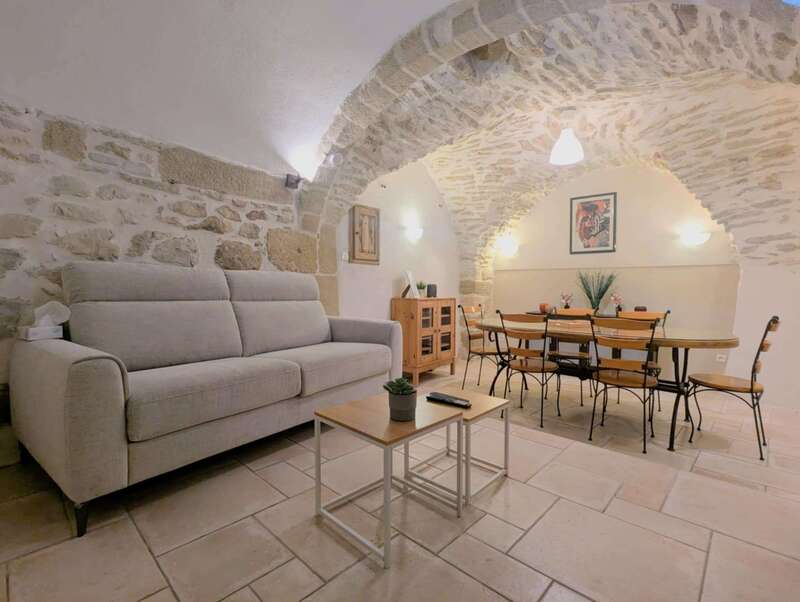 a847ea8c-0761-42d3-9884-0d69ac4d9946