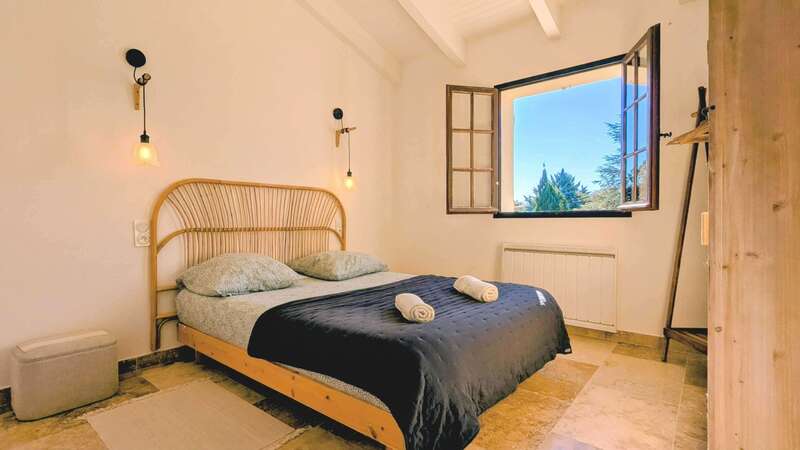 ad81bbcd-b89e-4078-9eb6-2efd851b6707