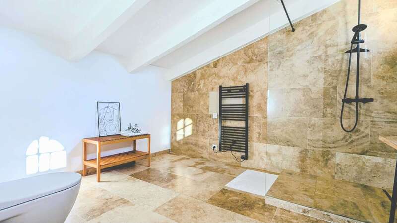 8fb9f079-44c5-46a5-a2dc-5773d3f2fa62