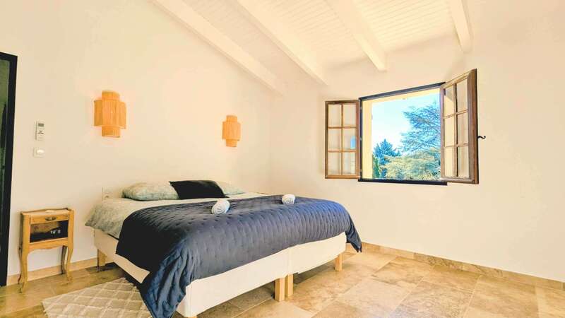 7e4c8cd7-f594-4c54-a07e-c89ca80aca20