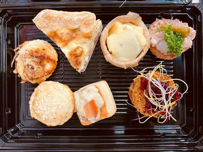 150288040_2860318424212060_2006548579745903590_n20240225-2027850-1ogxic2