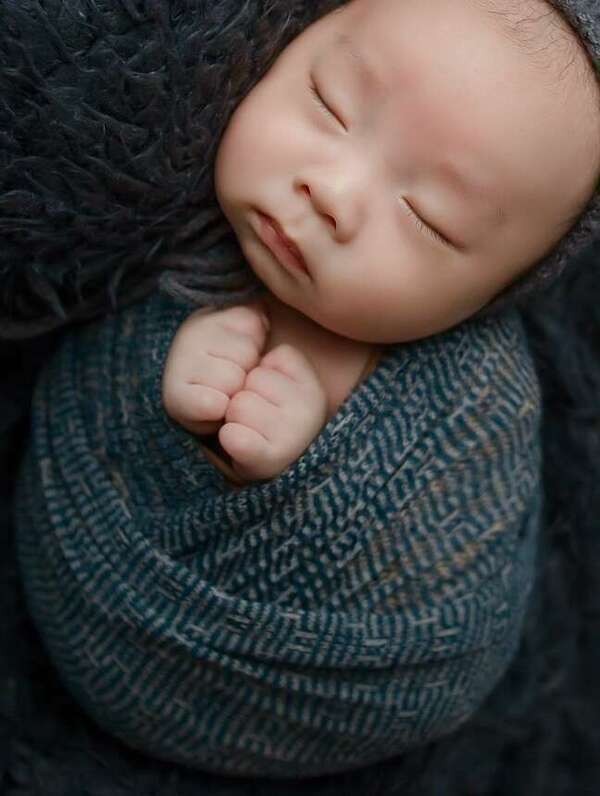 Emmaillotement … Enveloppement 