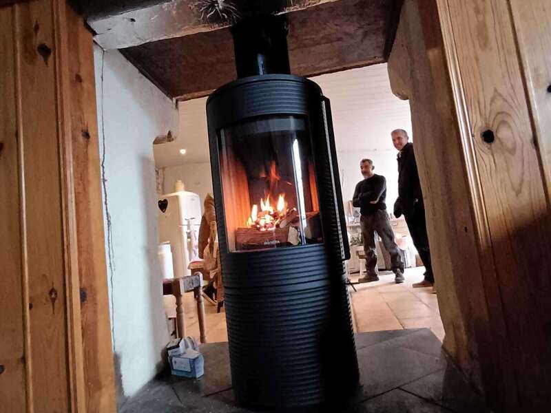 whatsapp_image_2025-09-04_a_21-49-18_5e8f401c