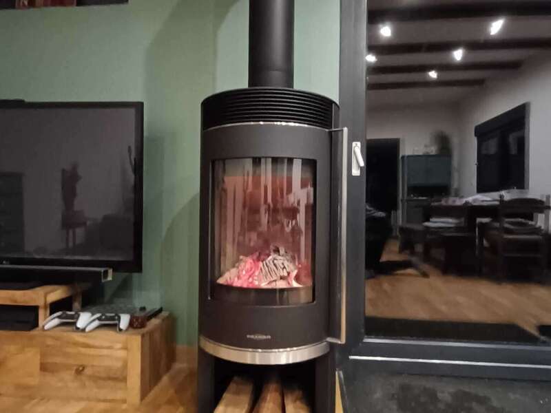 whatsapp_image_2025-09-04_a_21-49-26_f7468781