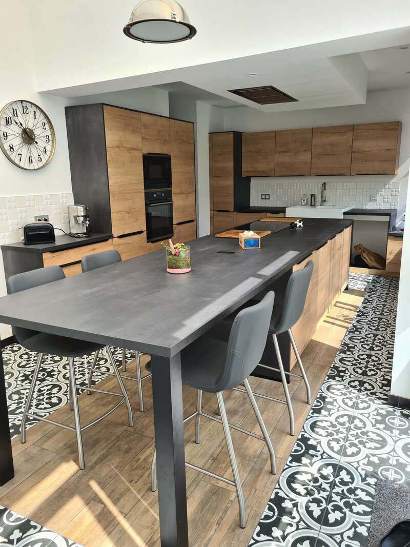 20210608_10521720220308-14083-1ec3q75