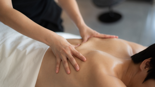 Massage bien etre avec Patrice Raganelli - Naturopathe à nancy 54000