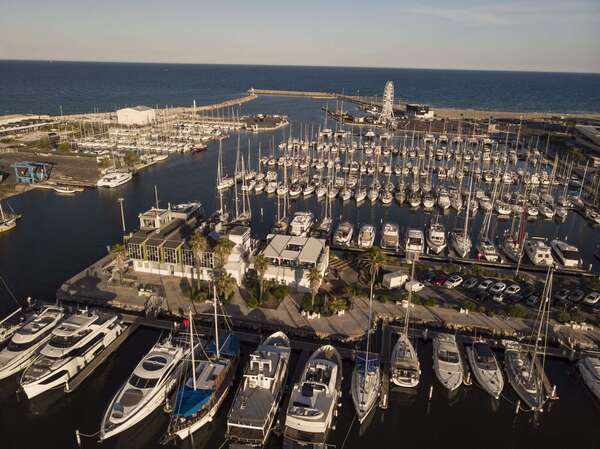 Conciergerie à Canet-en-Roussillon spécialisée en gestion locative 66 et location saisonnière 66. Sud Quality Homes optimise vos revenus Airbnb sur le littoral des Pyrénées-Orientales.