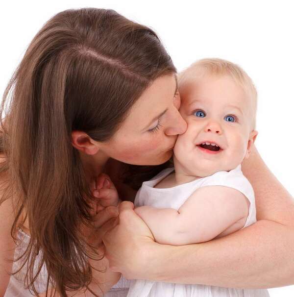 En vidéo par votre ostéopathe : Comment l'ostéopathie peut intervenir en suivi de post partum?