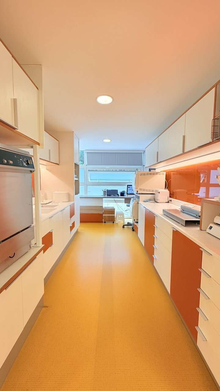 salle-sterilisation-orthodontie