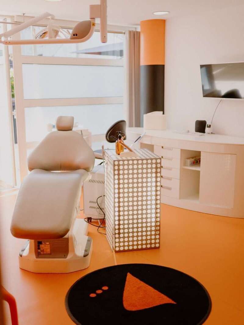 salle de soins du cabinet d'orthodontie à chalon sur saone - la Maison de l'orthodontie