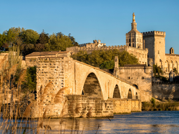 Gard : entre patrimoine, nature et locations saisonnières, comment optimiser son bien ?