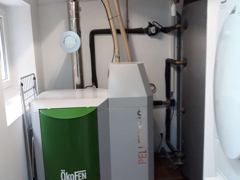 HENDAYE,  septembre 2017.
Dans cette rénovation nous avons installés une chaudière OKOFEN de 20 KW.