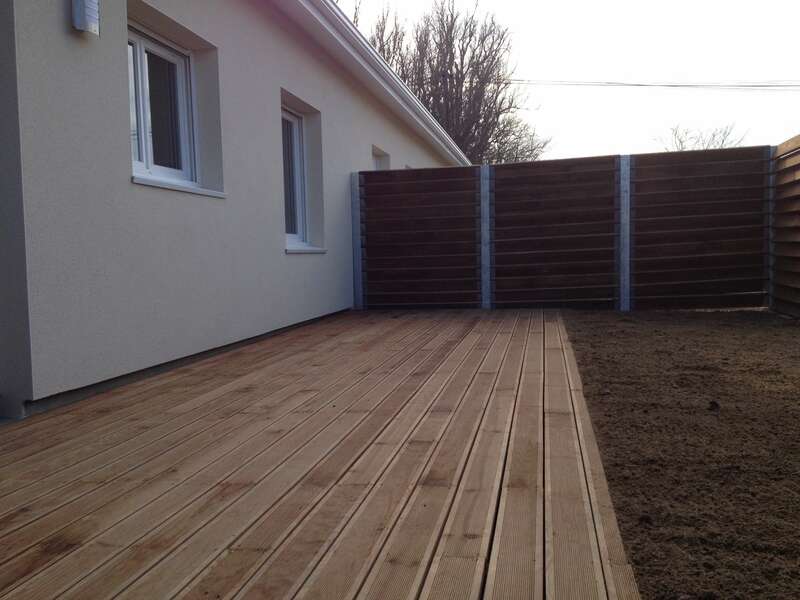 Terrasse en Pin des Landes Traité classe 4 marron