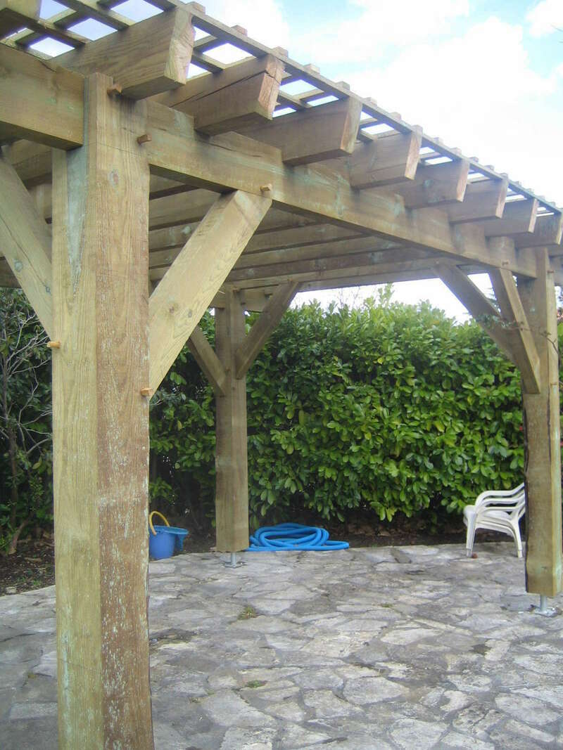 Pergola bois en pin des Landes traité classe 3 vert