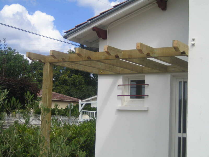 Pergola bois en pin des Landes traité classe 3 vert