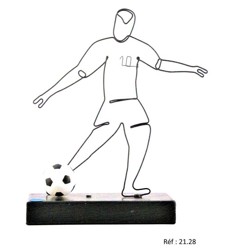 21-28_-_footballeur_3