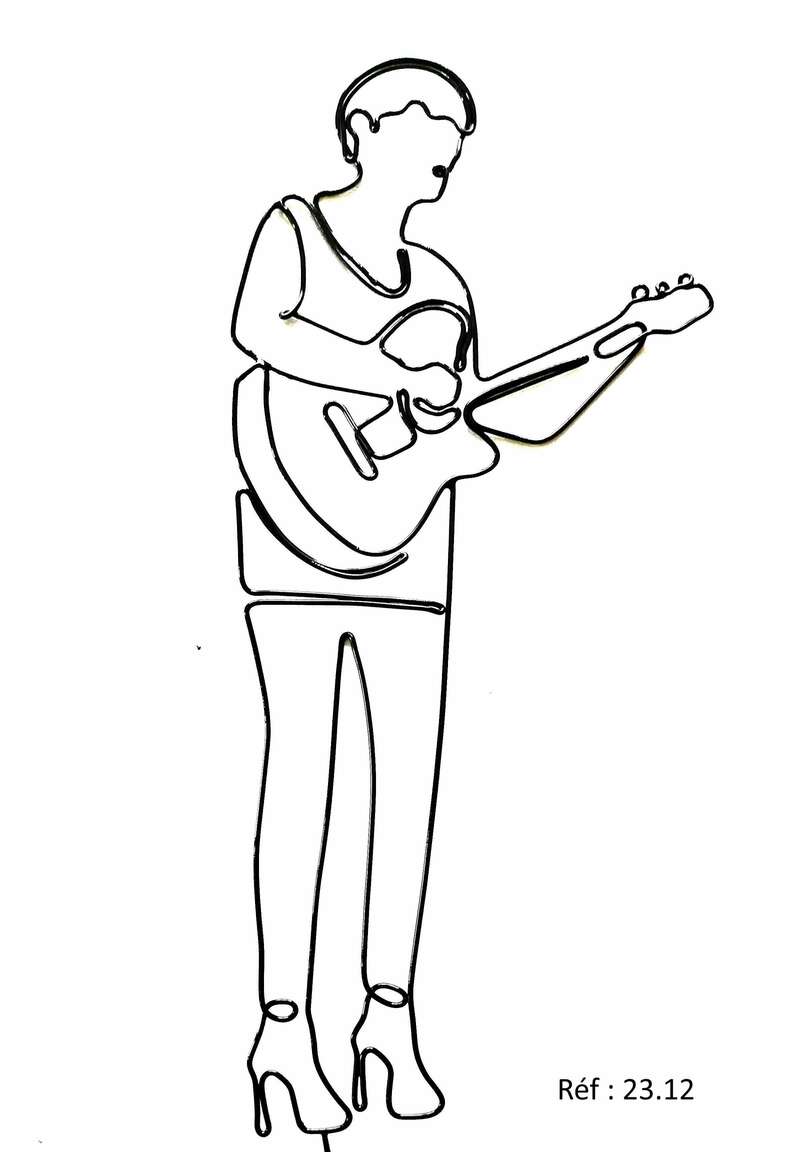 23-12_-_la_chanteuse