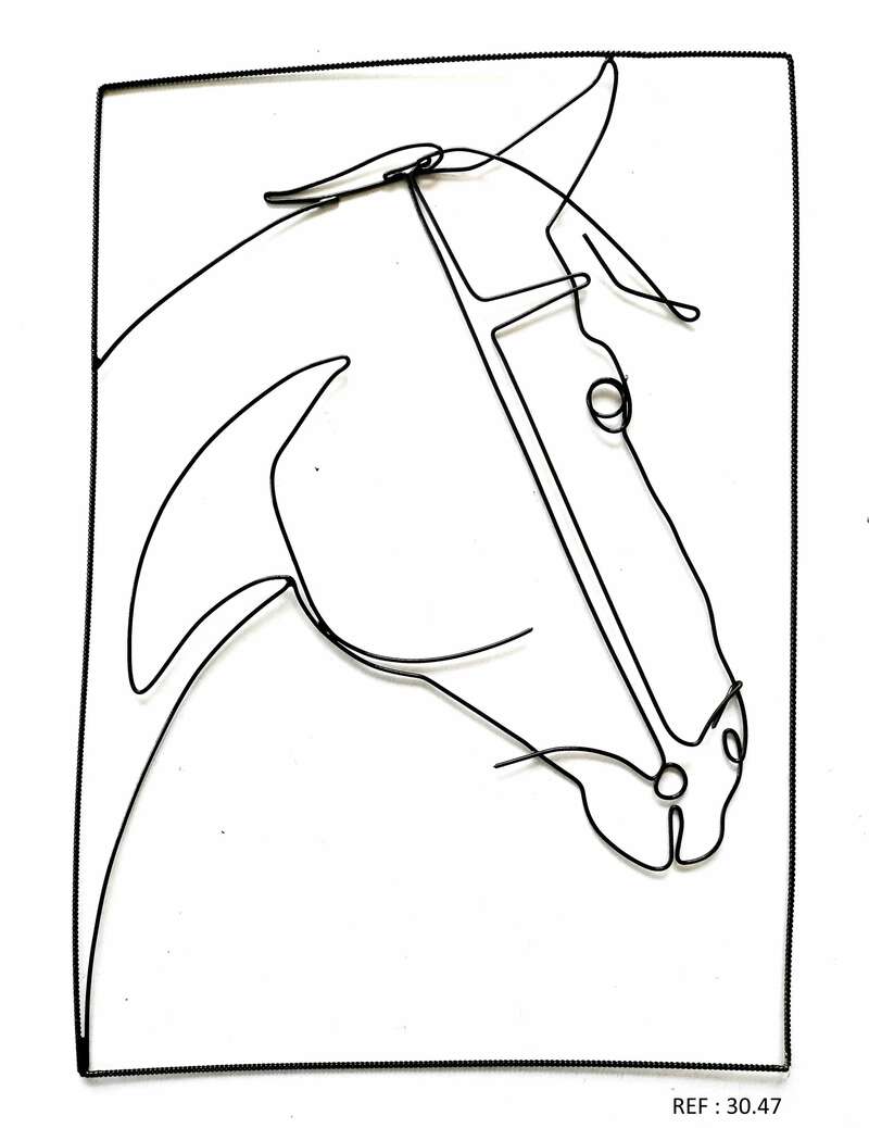 30-47_-_1_-_tete_cheval_harnache