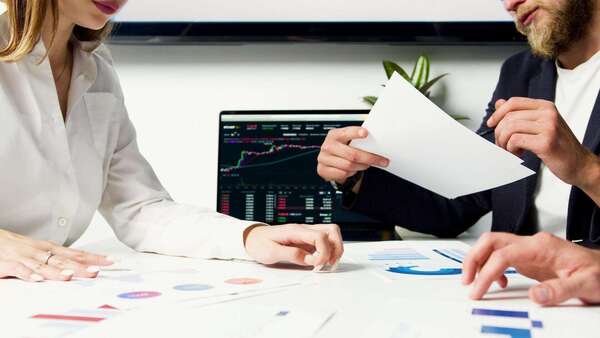 Investir en SCPI : les astuces pour réduire vos impôts
