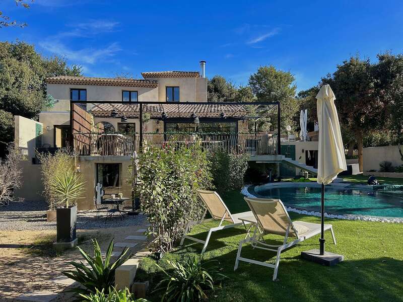 2025-11-2720251128-838257-p73310