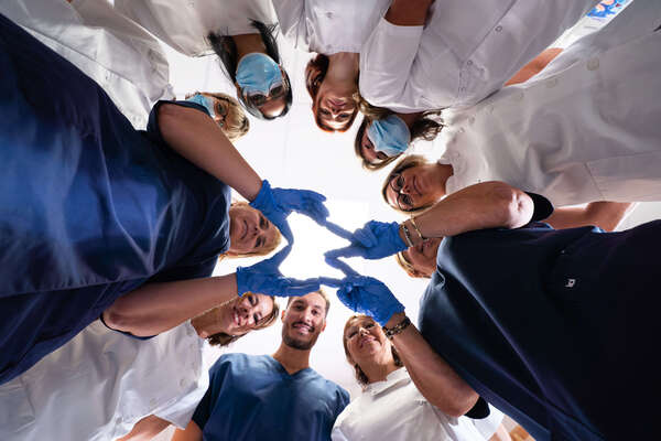 A QUEL AGE CONSULTER UN ORTHODONTISTE ?