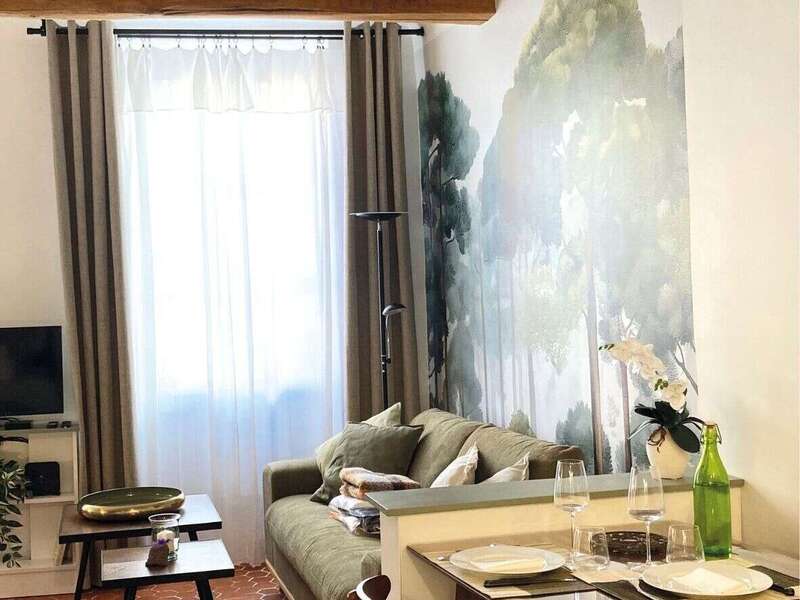 112db967-f4f6-4a5b-80c2-a86aa13b2f5f