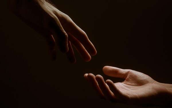 Sophrologie et Aidants Familiaux : Retrouver un Équilibre Essentiel