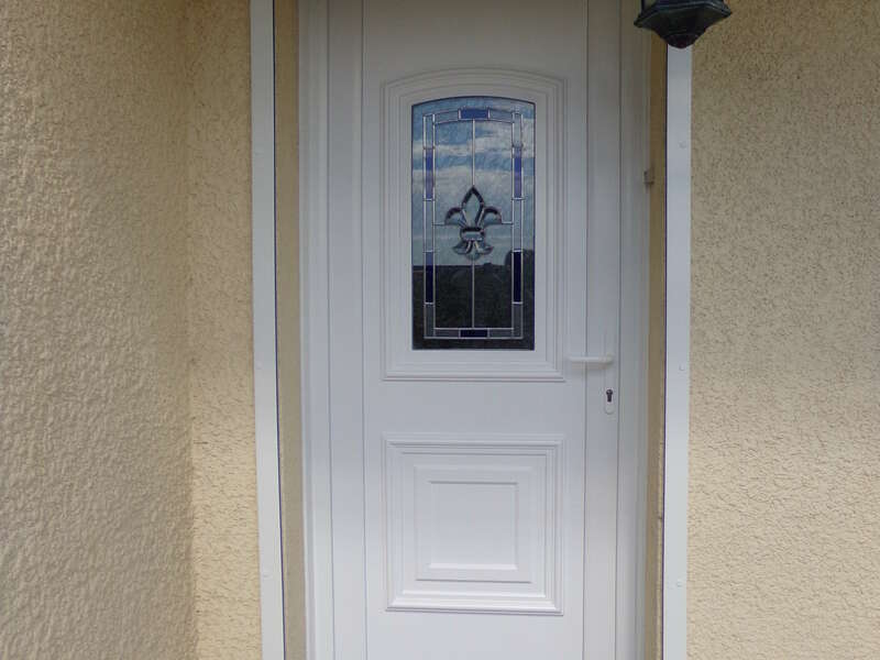 100-100220180216-3881557-6d16v0