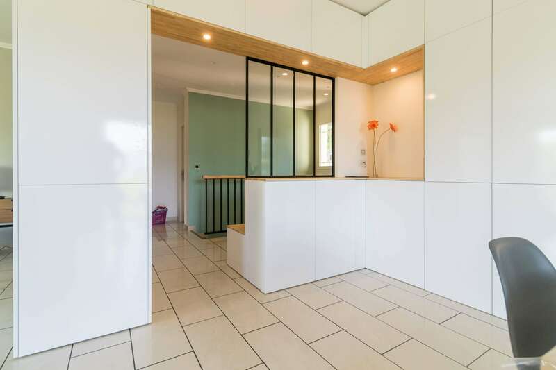 ag-48-min20220927-896312-1q2x86z