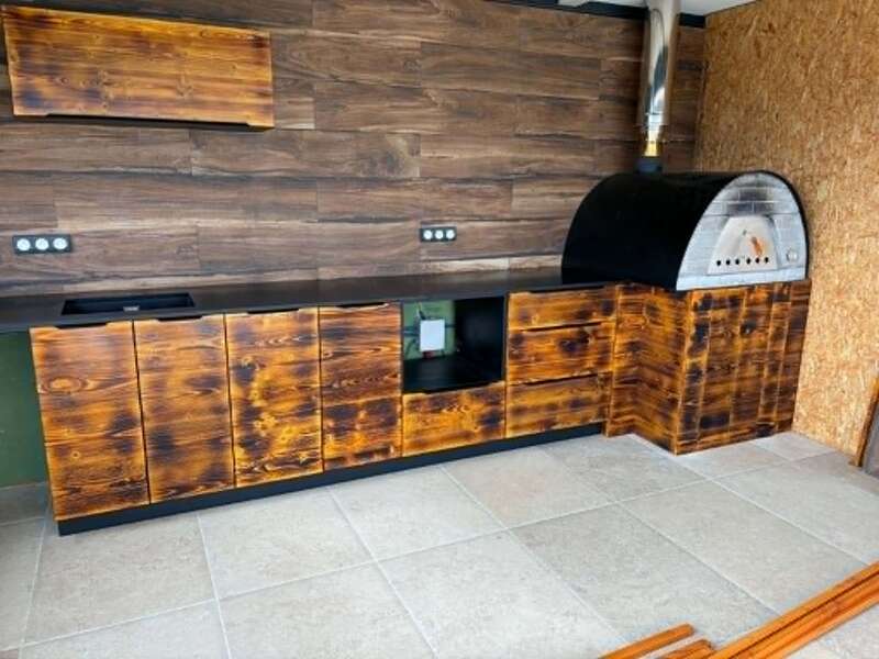 cuisine_en_bois_et_noir_lbdb