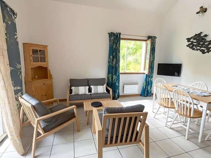 94efa859-a60c-4430-895f-c8ab58f27a2c__1_