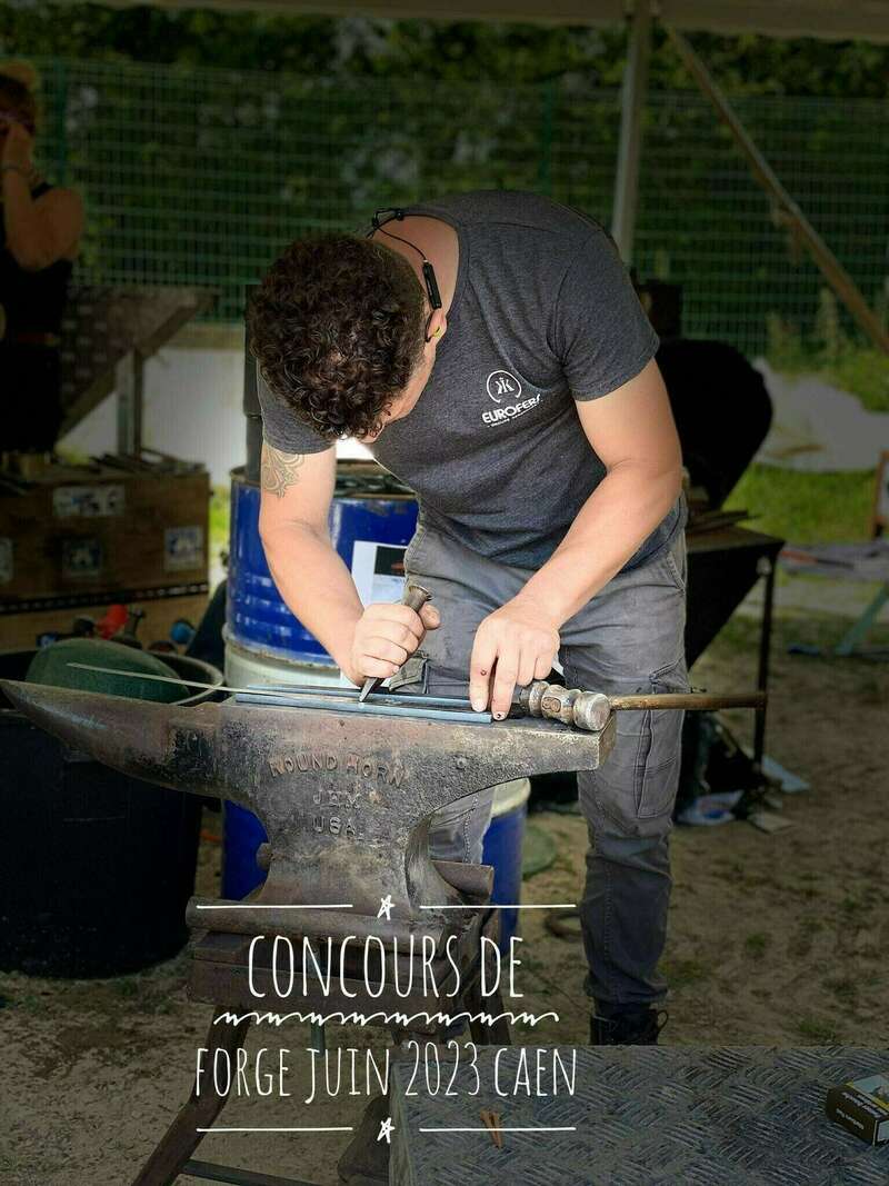 e3eb8135-d87b-48e3-beaa-b5fd826946ad