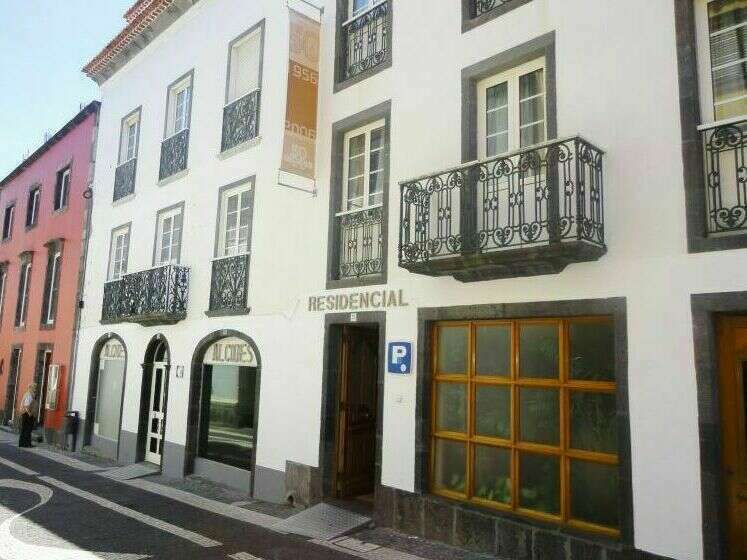 facade_hotel_alcides