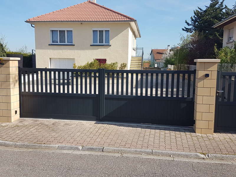 20180418_10151020190401-2531323-1ndghk6