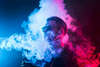 homme-dans-la-fume