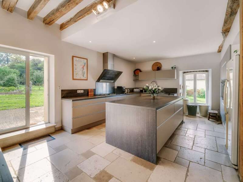 32dbb7_d3379dc3293d414e95627a95bd20b675_mv2