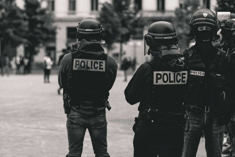 Fonction publique: l'éviction illégale d'un agent justifie des dommages et intérêts