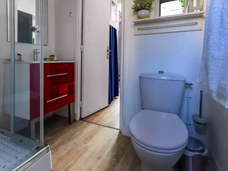 6765319d-f301-4a1a-b324-dcbcaf540f28