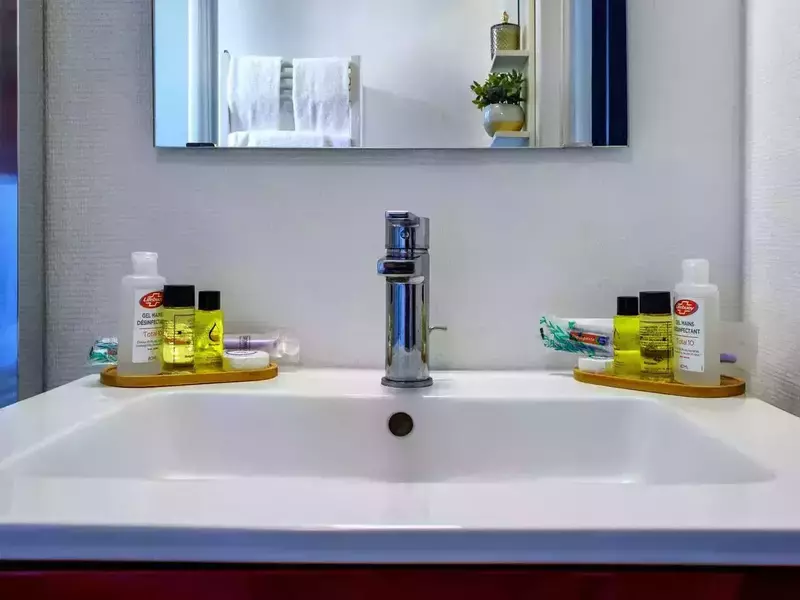 3ce8a195-a7c5-44c0-b91a-1cf95843f15c