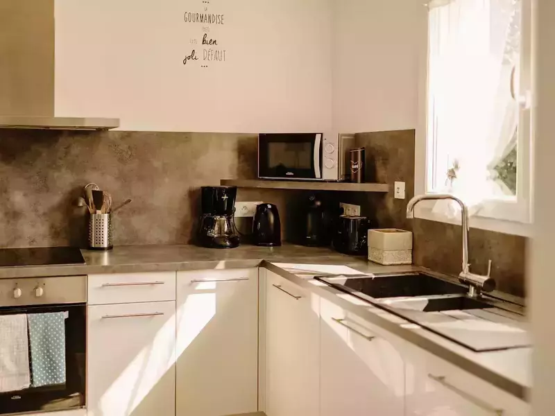 ed0bd526-74e3-4a29-ae57-5f2eac1b9c27