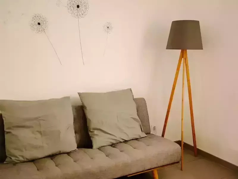 dca9a976-9699-47d8-a245-2fa940f38084