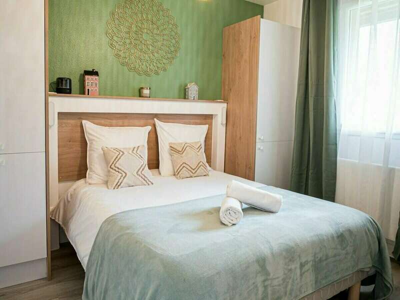 7612040b-8969-4b92-a203-230483b4db09