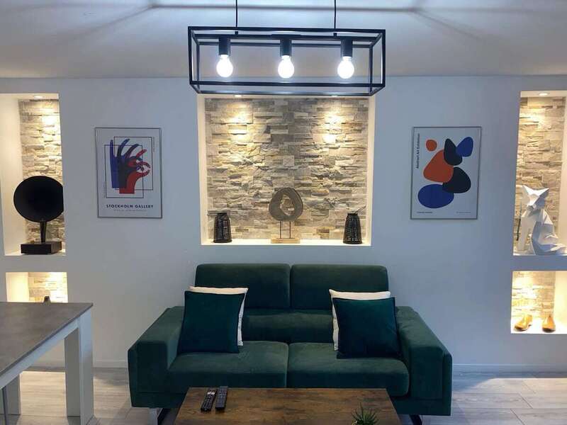 1b7efcd4-81b4-4e1a-b8c2-132c057e1529