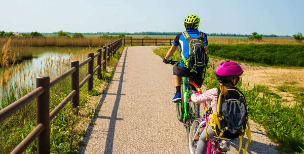 Vacances a vélo : comment ménager son dos ?