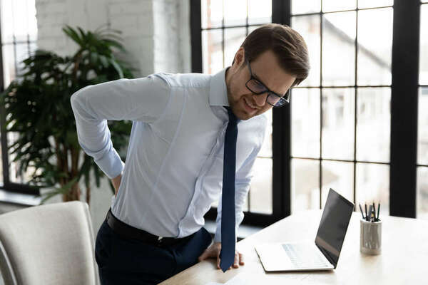 Douleurs du dos : réponses aux mythes les plus répandues 