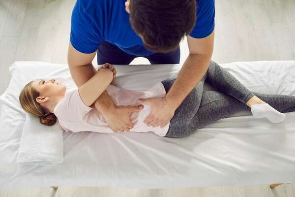 Lombalgie : quatre études scientifiques sérieuses et récentes sur les bienfaits de la chiropraxie