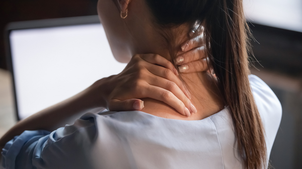 Douleurs chroniques du cou : quels exercices peuvent soulager ?