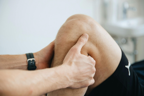 Arthrose du genou : les bénéfices de la thérapie manuelle
