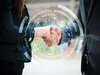 Poignée de main symbolisant coaching et psychothérapie professionnels